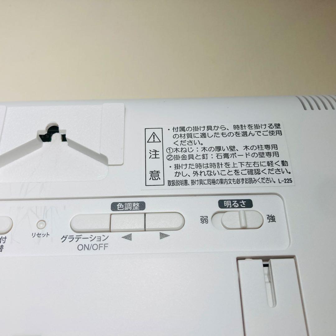 SEIKO セイコーデジタル 置時計 掛け時計 DL208W 電波時計