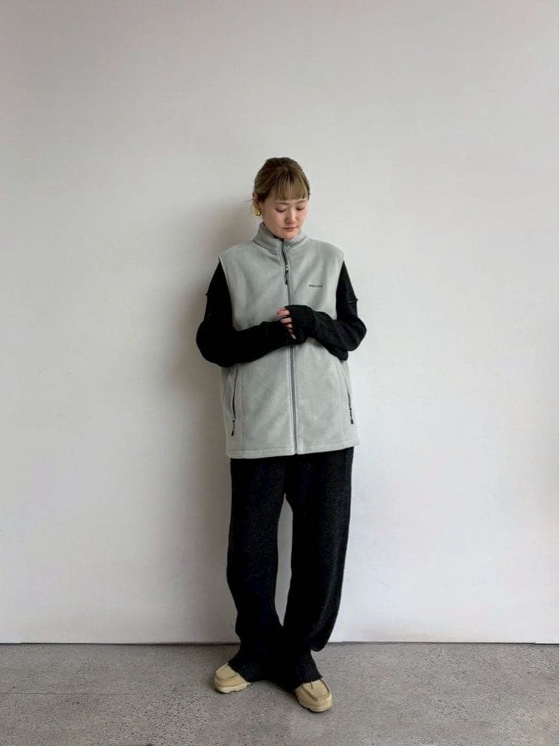 アンヌーク　Fleece Zip Vest