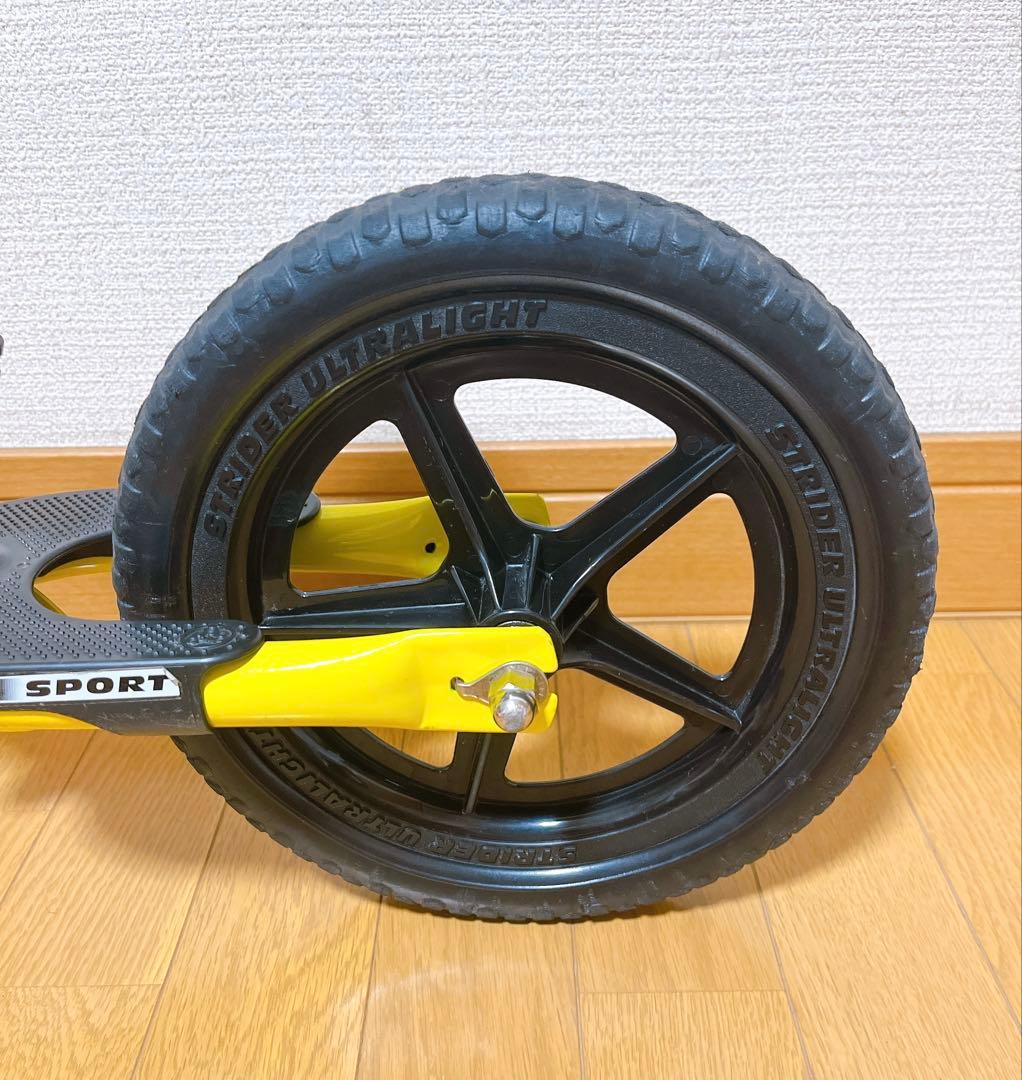 【美品】新型 STRIDER ストライダー スポーツ SPORTS イエロー