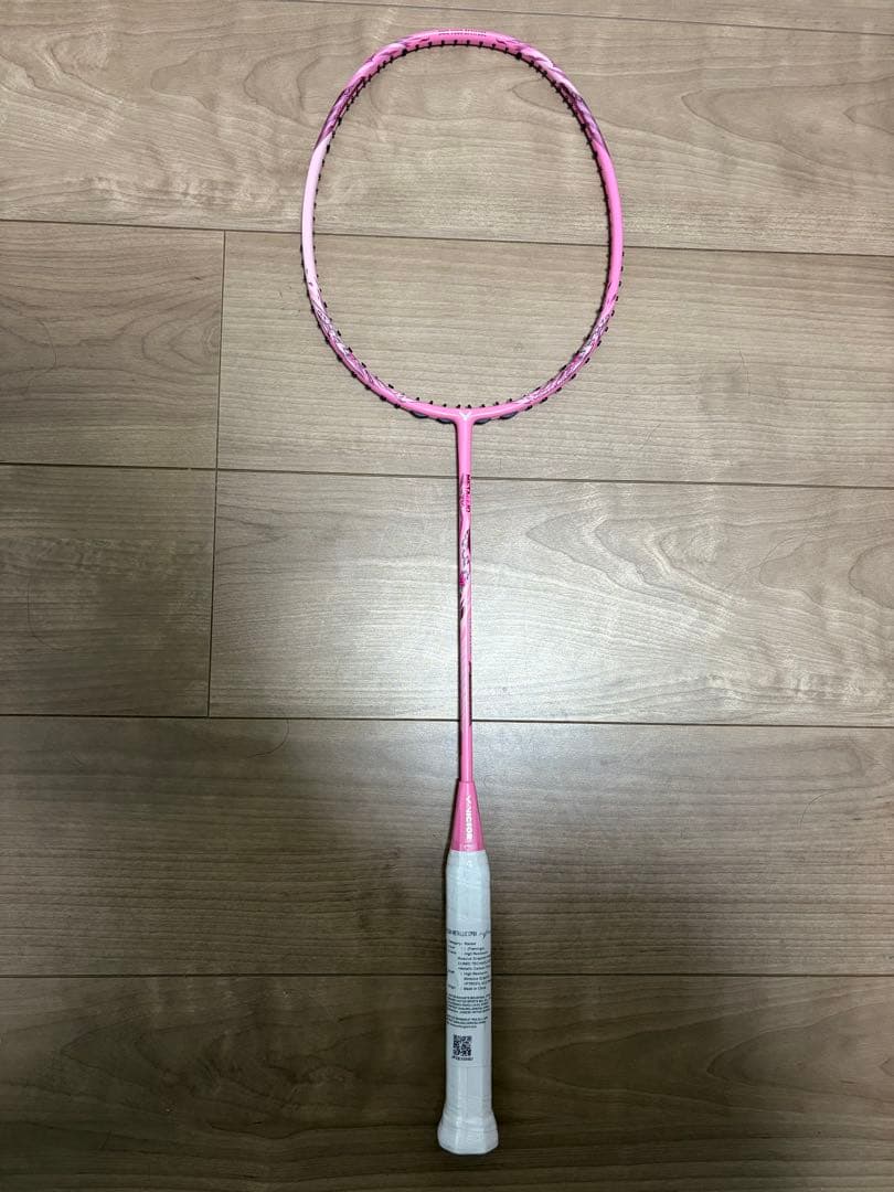 Victor スラスターリュウガメタリック　4UG5 限定カラー　緊急値下げ