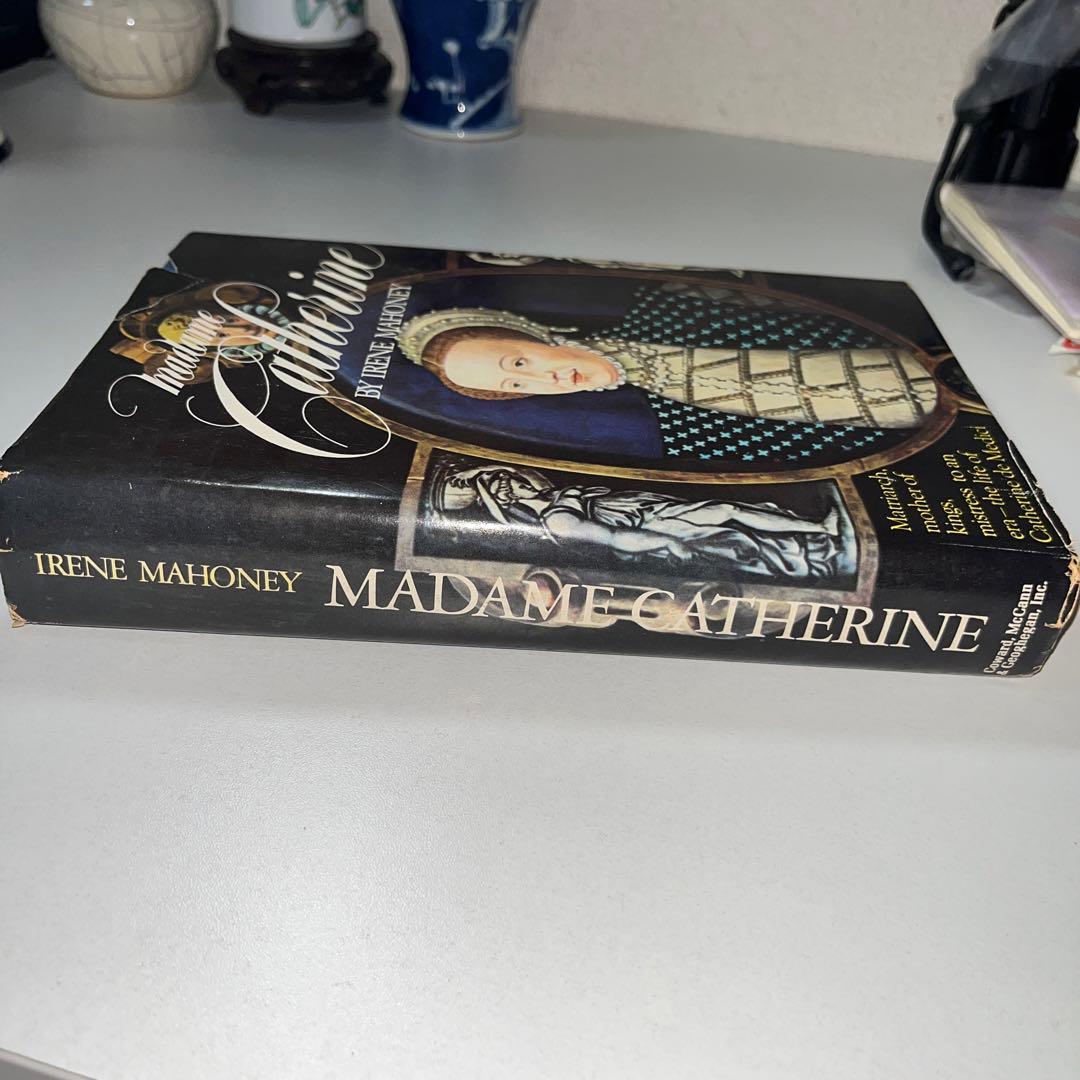 洋書 Madame Catherine by Irene Mahoney