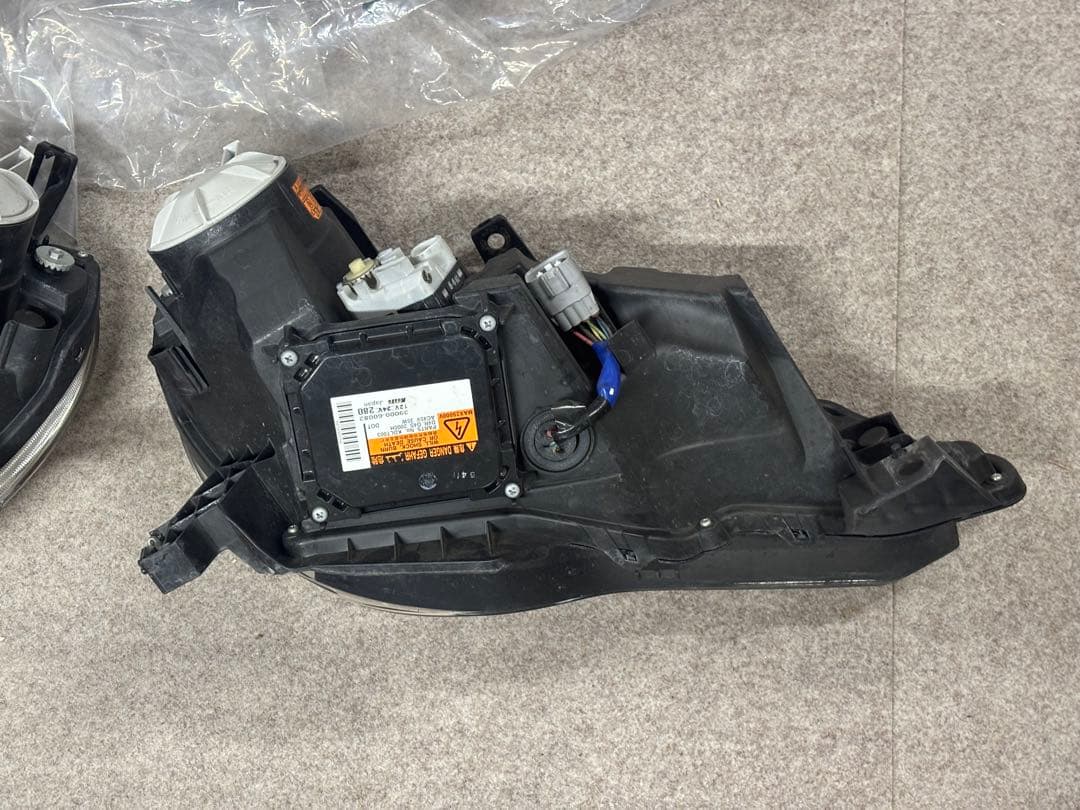 か*と様 86 zn6 トヨタ純正ヘッドライト