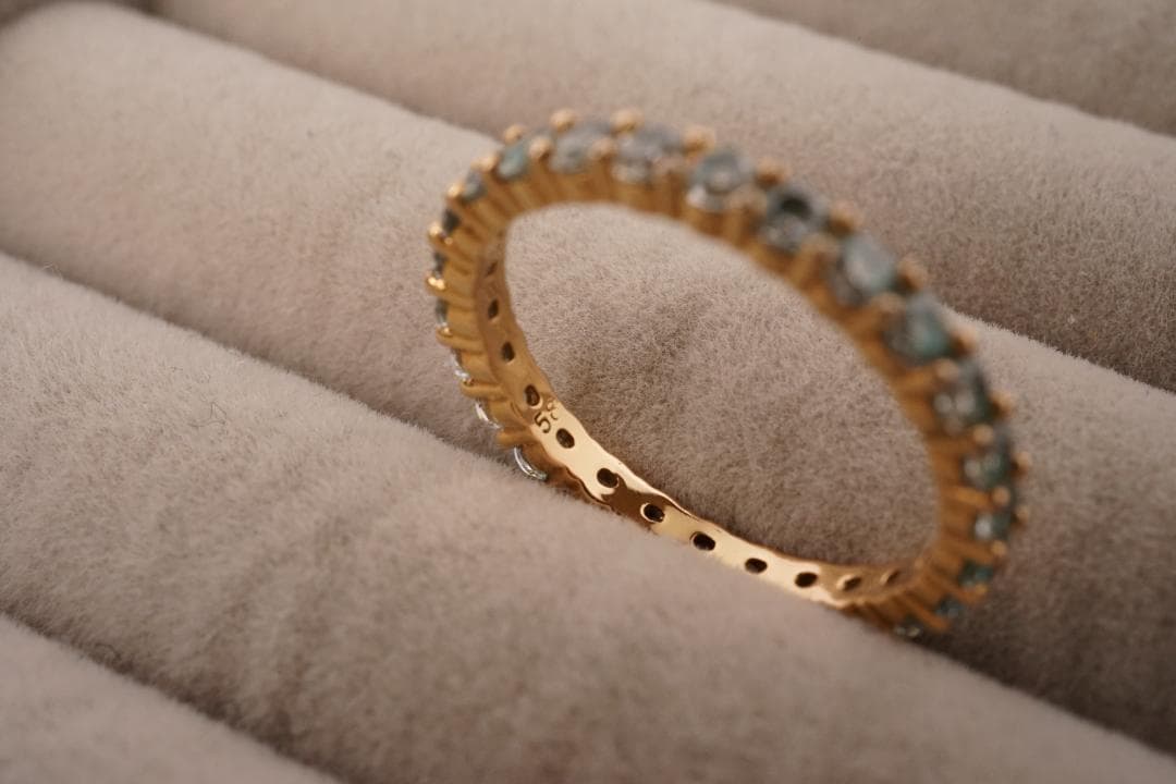 SWAROVSKI スワロフスキー リング58 ゴールド クリアストーン一面装飾