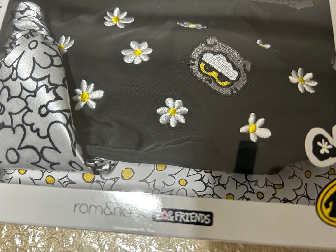 ロムアンド Rom&nd ジヨン ZOA ポーチセット 新品未開封品