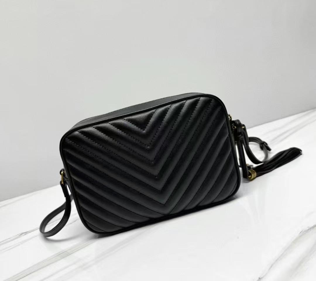 SAINT LAURENT オブリークレザーショルダーバッグ23x16x6cm