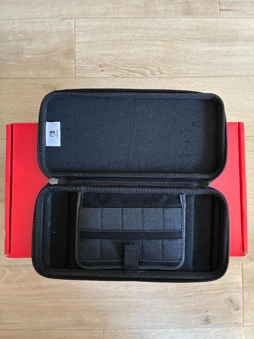 【美品・ケース付】Nintendoニンテンドースイッチ 本体 イエロー×パープル