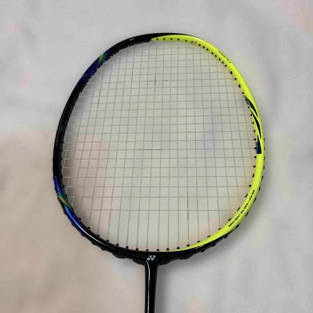 YONEX ASTROX77 バドミントンラケット　ソフトケース付き