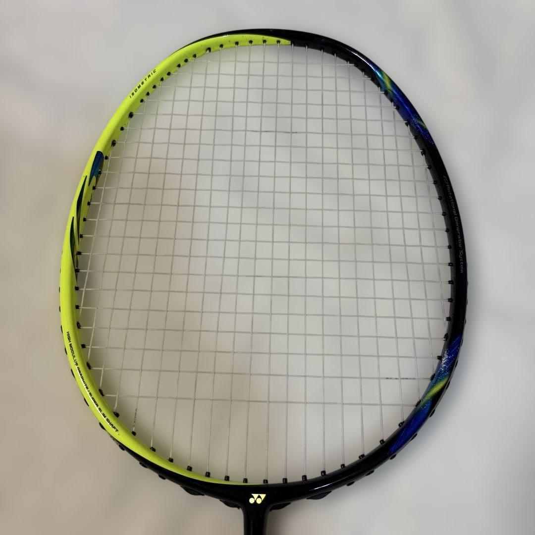 YONEX ASTROX77 バドミントンラケット　ソフトケース付き