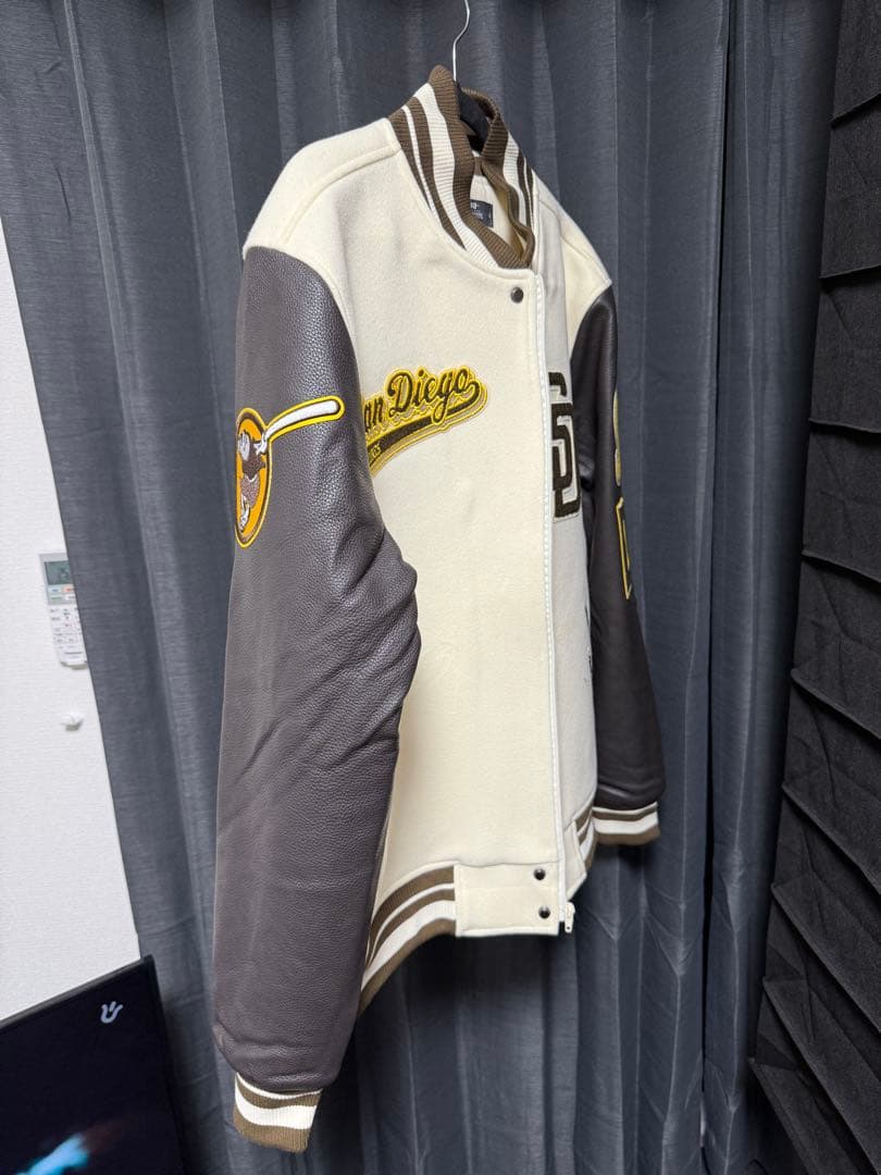 サンディエゴ パドレス スタジャン Lサイズ
