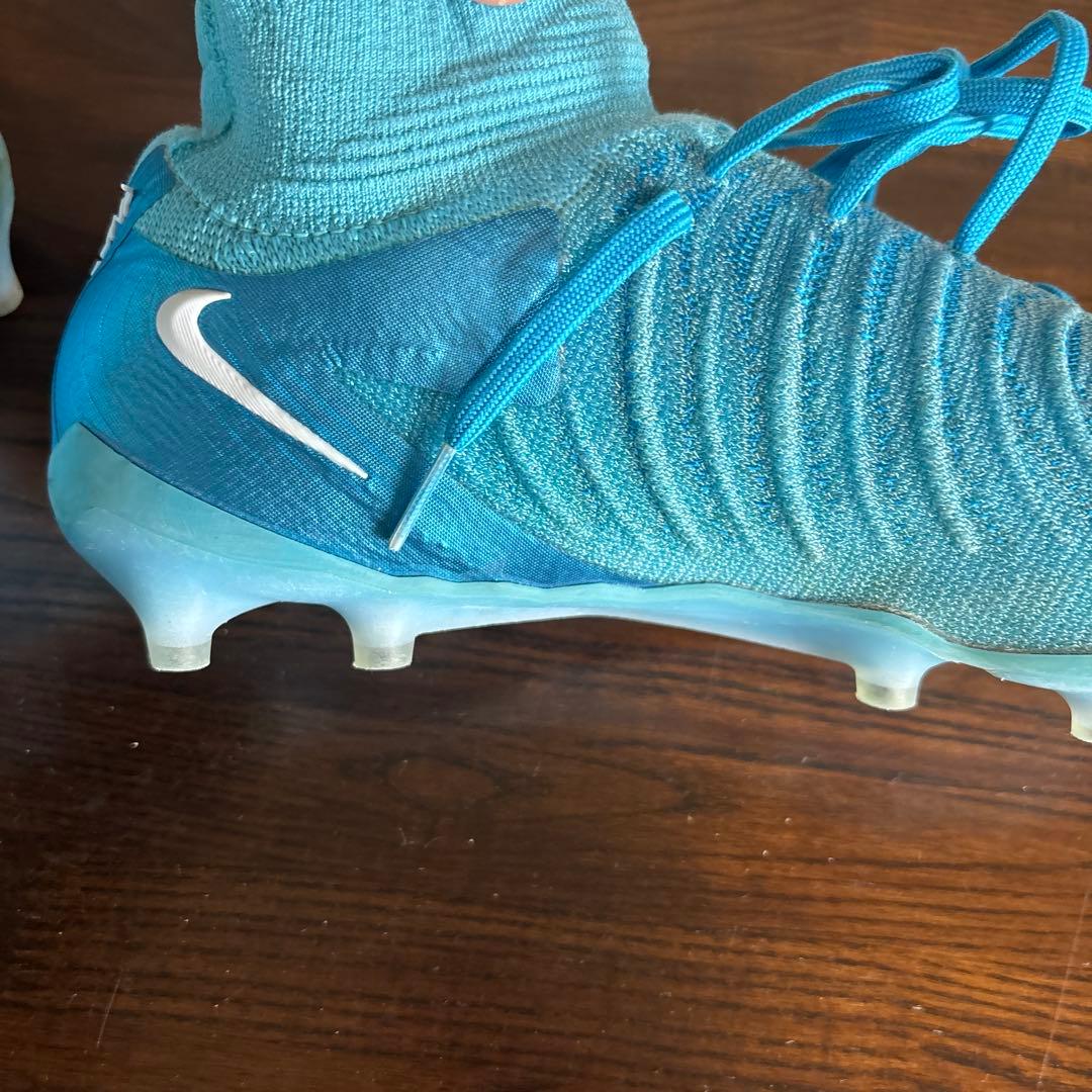 Nike Phantom Luna サッカースパイク　25cm