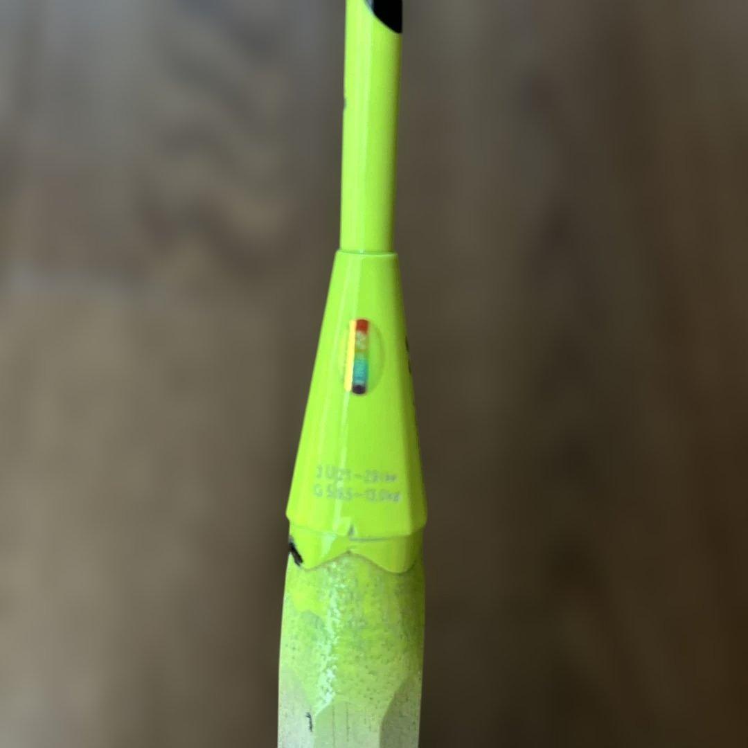 ASTROX 77 バドミントンラケット