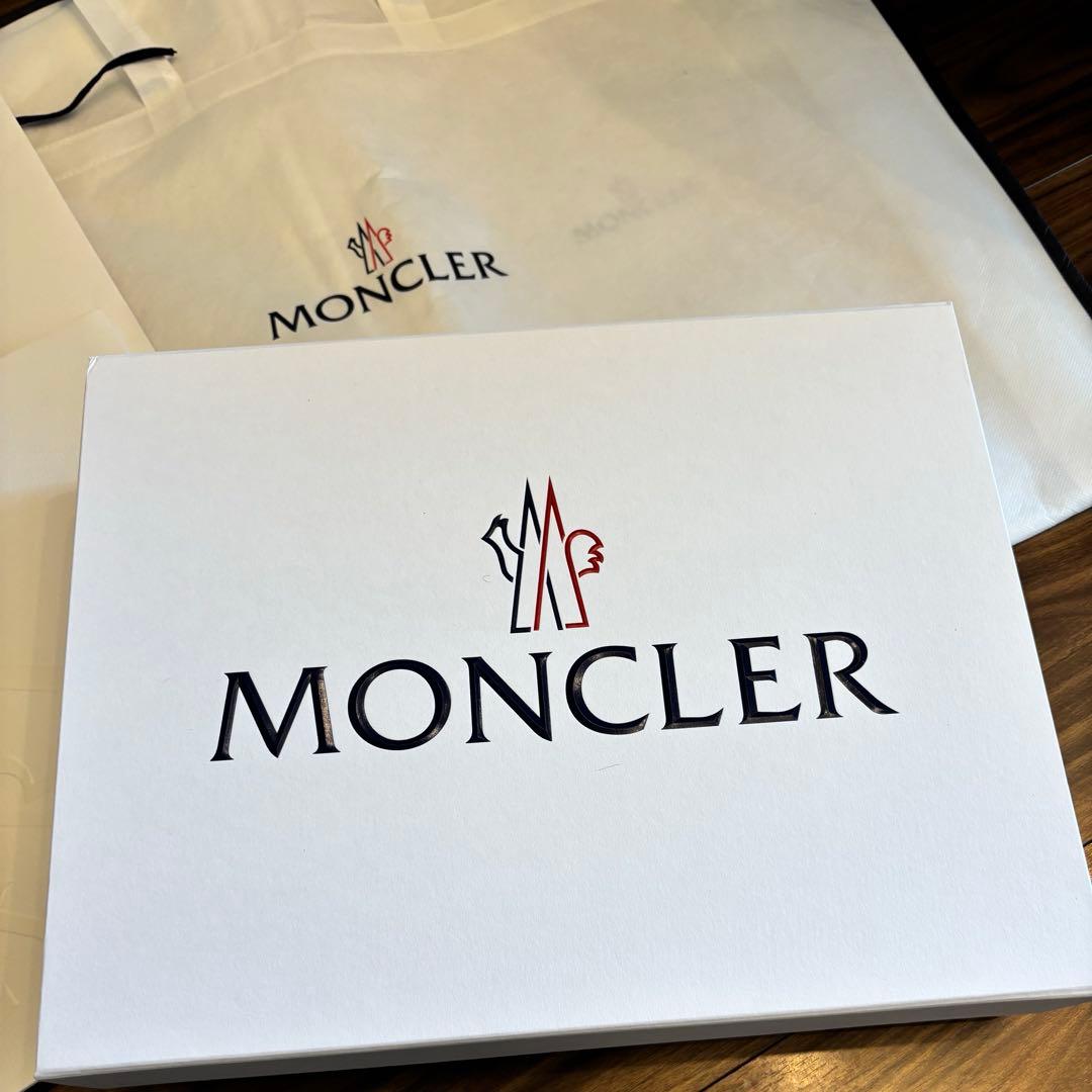 #MONCLER#ギフト箱#梱包#新品#美品