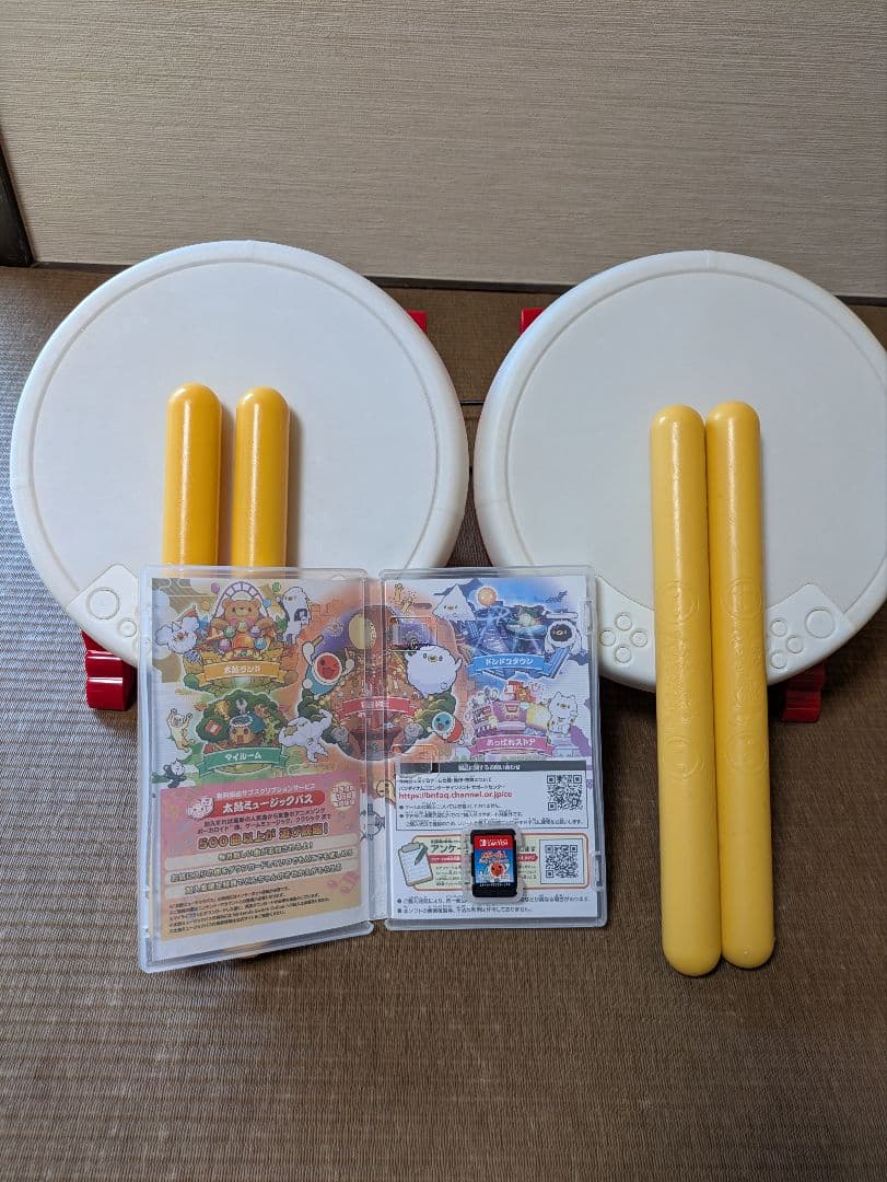 太鼓の達人 ドンダフルフェスティバル　太鼓とバチ 　２個セット　タタコン　2台