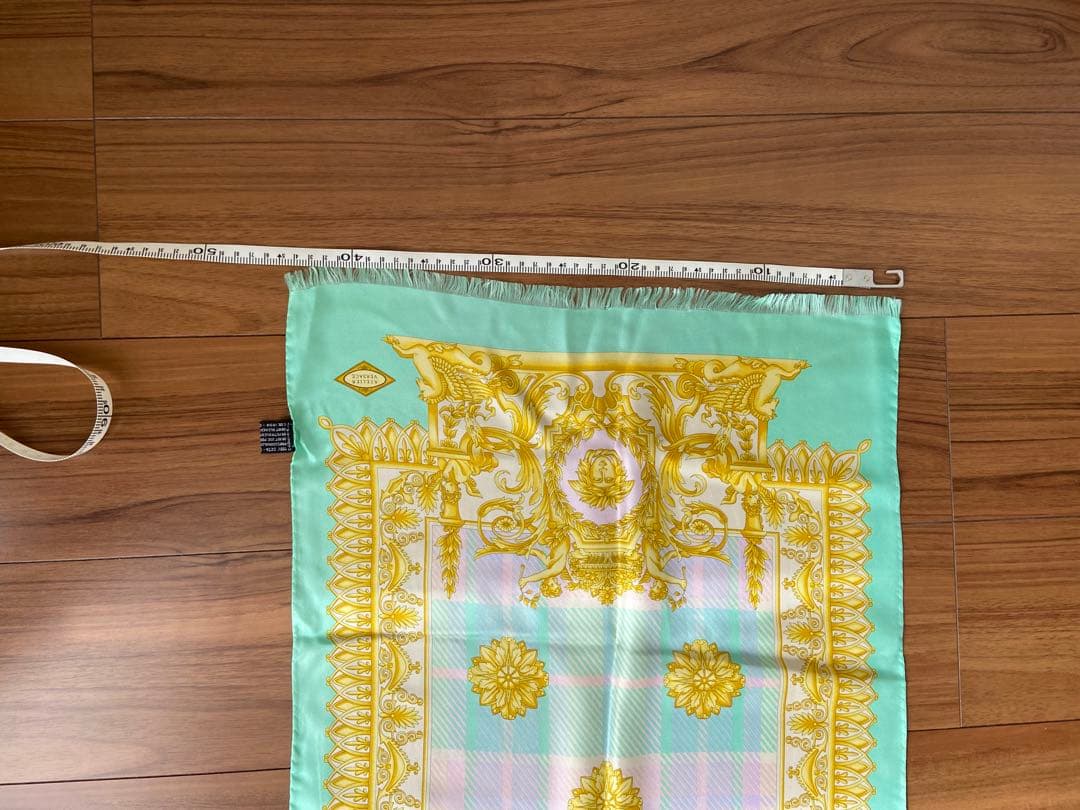 Versace ミントグリーン スカーフ　ヴィンテージ