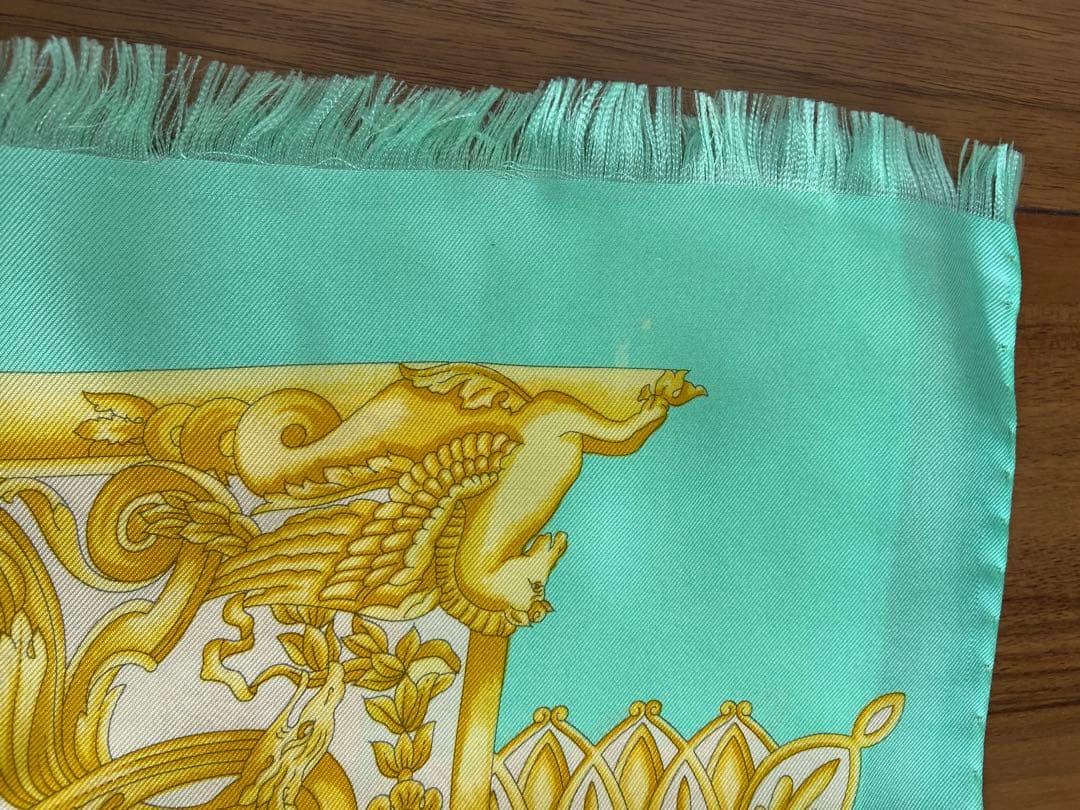 Versace ミントグリーン スカーフ　ヴィンテージ