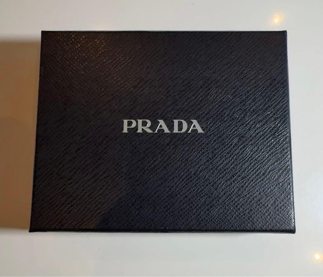 プラダPRADA⭐️ホワイトキーケース　未使用