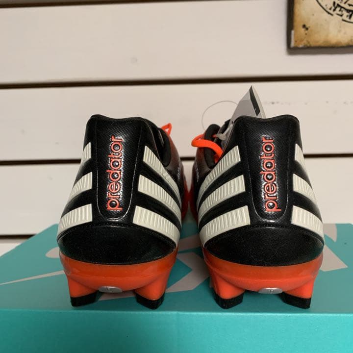 新品未使用　プレデターリーサルゾーン　エックス　アディダス　サッカースパイク