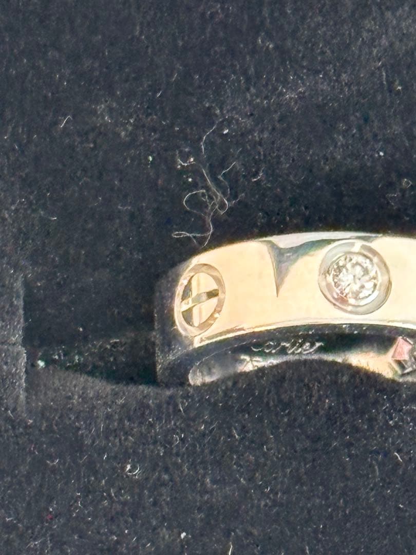 Cartier ラブリング　ハーフダイヤ　あいぼ様