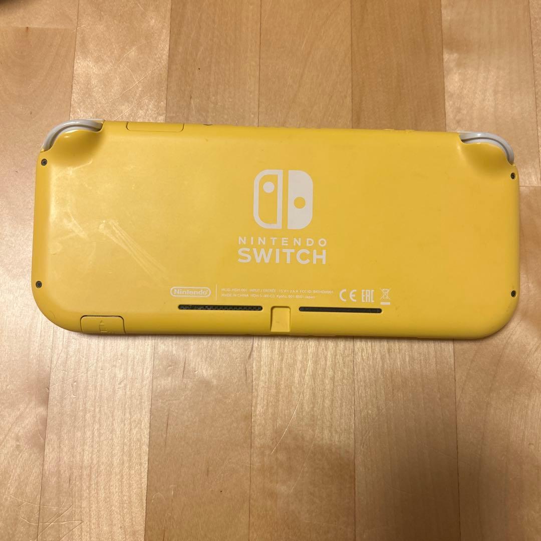 Nintendo Switch Lite イエロー　ケース付き