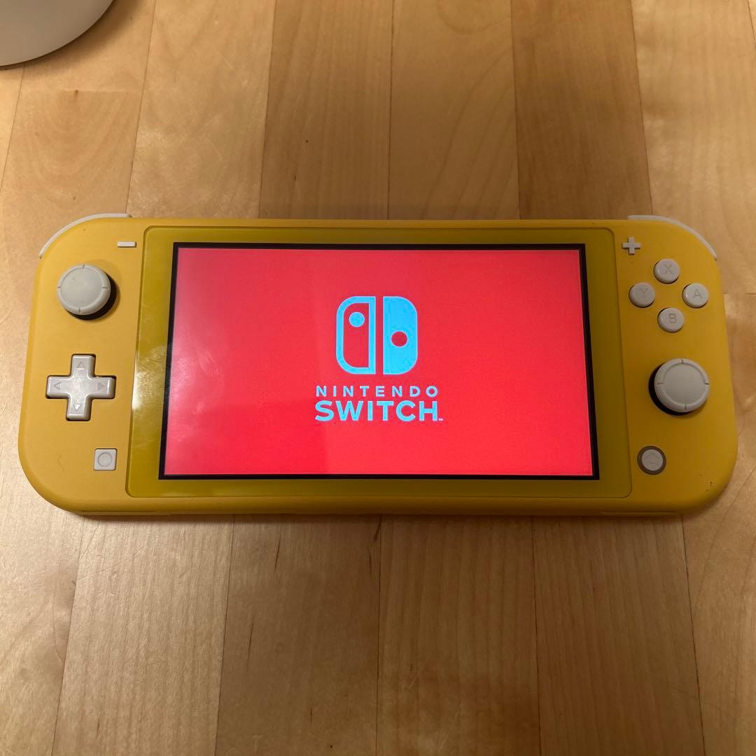 Nintendo Switch Lite イエロー　ケース付き