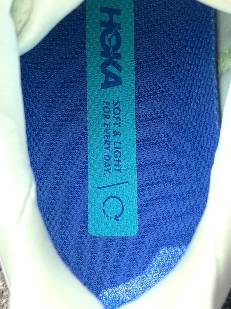 23.5 ホカオネオネ HOKA ONEONEクリフトン8 CLIFTON8