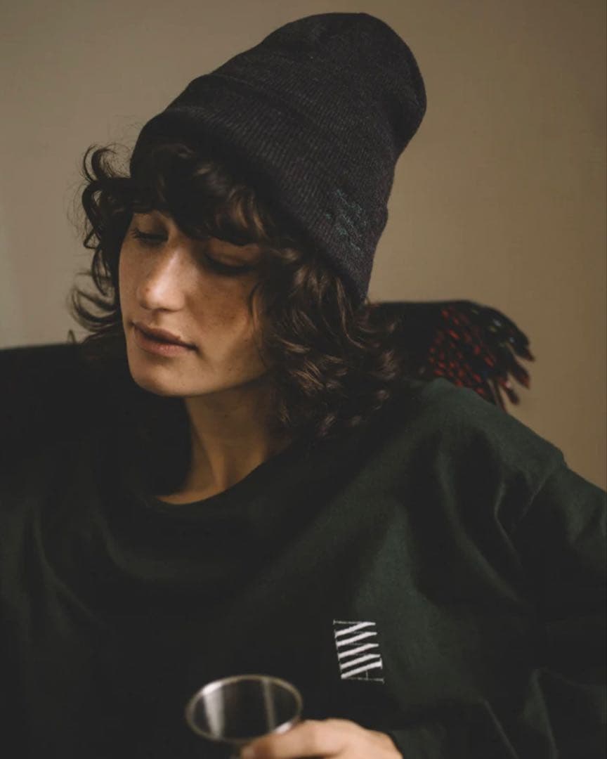 【未開封】AWW FOREST BEANIE【ニット帽 ロゴ刺繍付き】