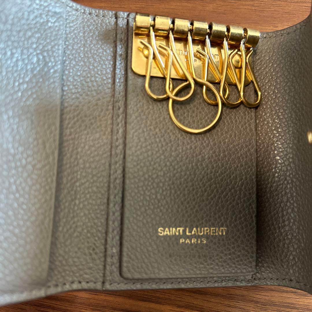 SAINT LAURENT グレー レザー キーケース