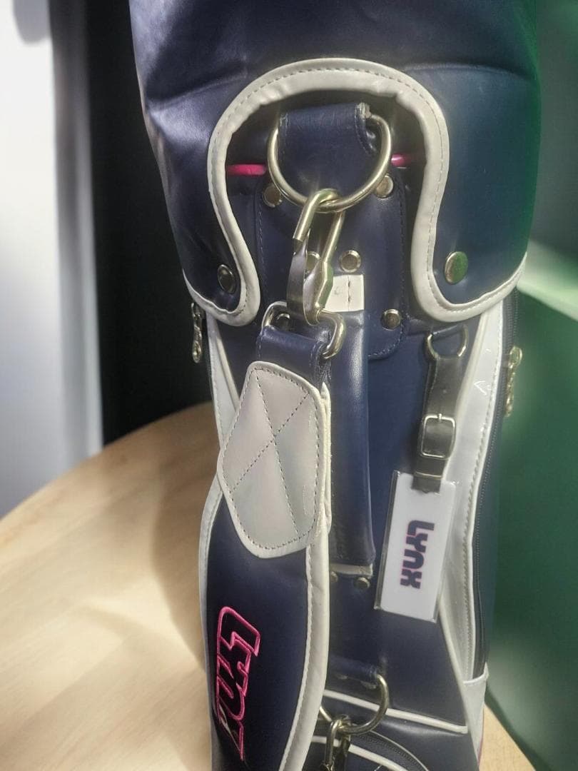 リーズ送料無料/美品Lynx Crystal Cat ゴルフバッグNAVY