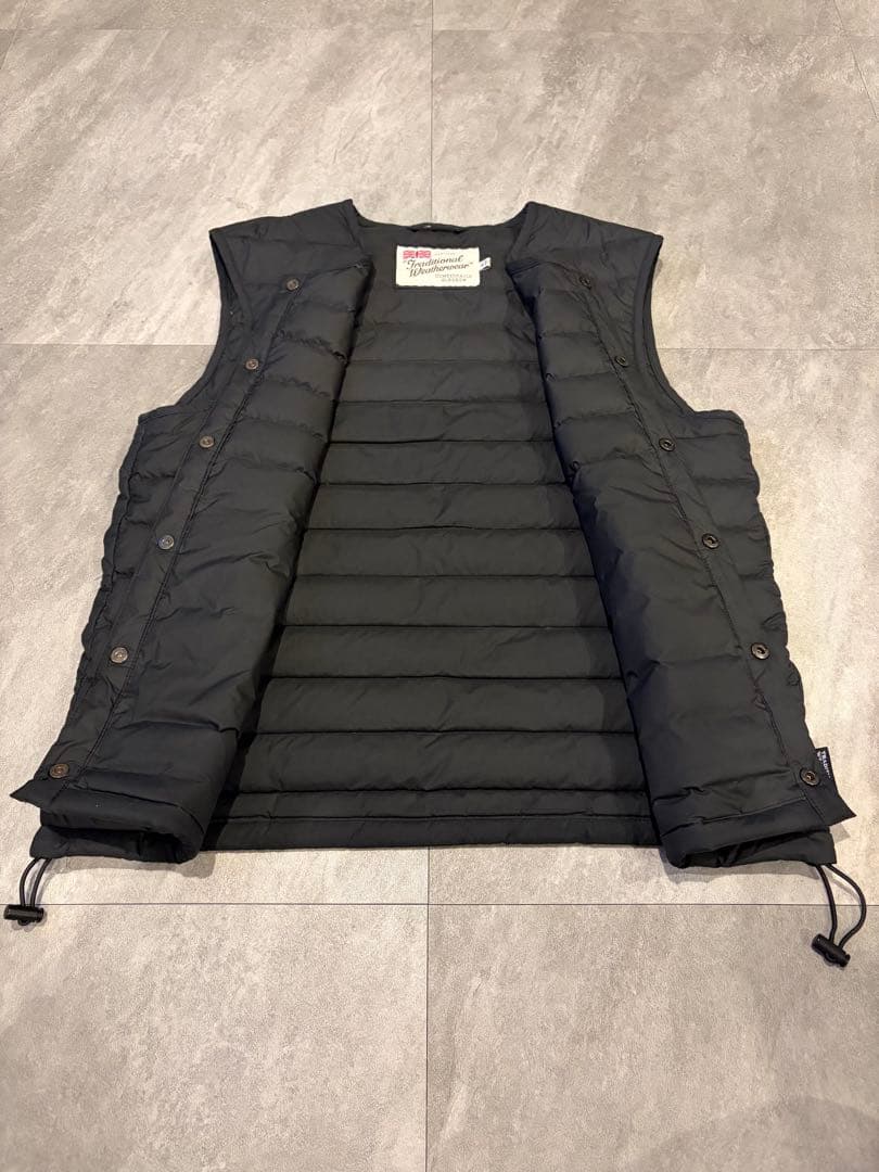 Traditional Weatherwear ダウンベスト 黒　ブラック