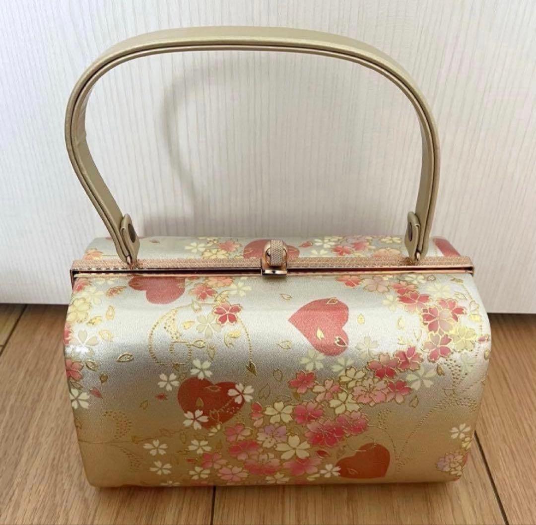 【最終値下げ！】成人式バッグ＆草履セット ゴールド 花 ハート 和装