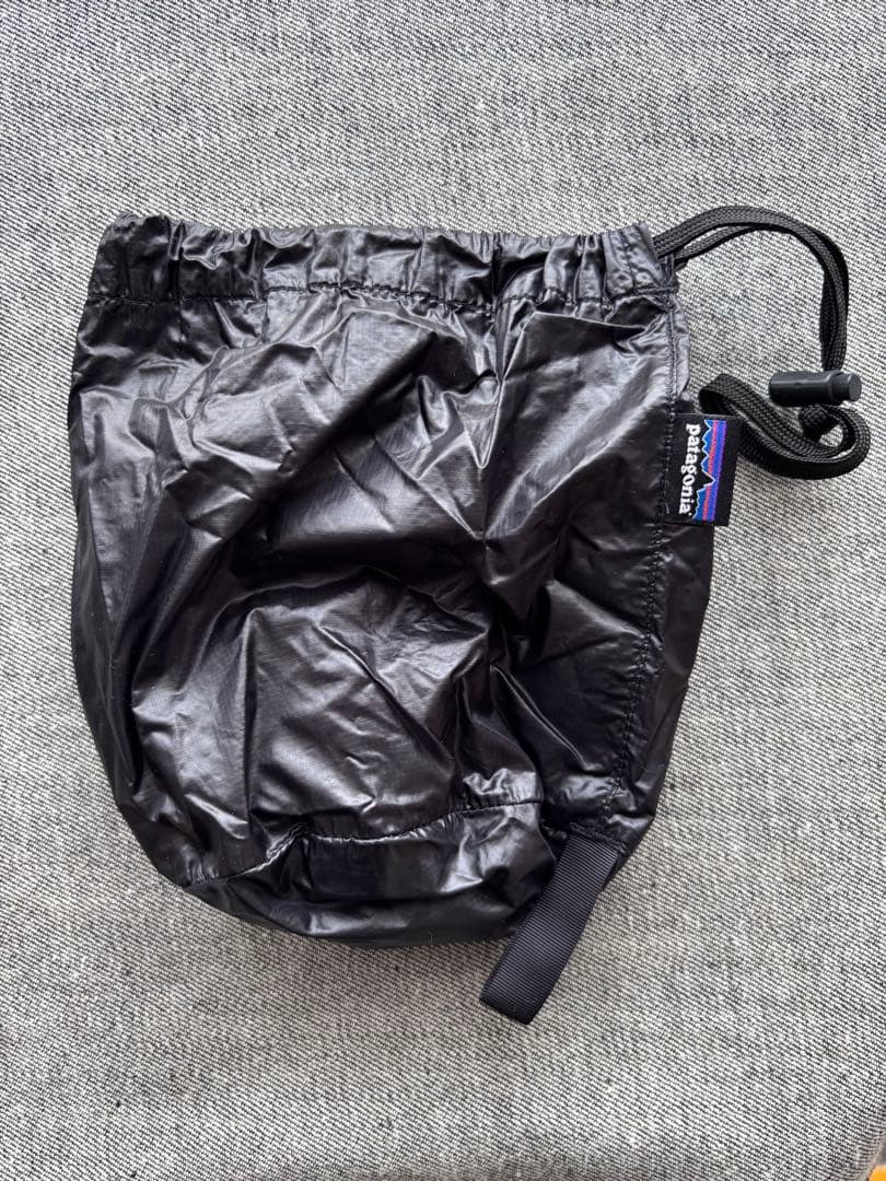 Patagonia ウルトラライトダウン ベスト ＸS バック付 ブラック