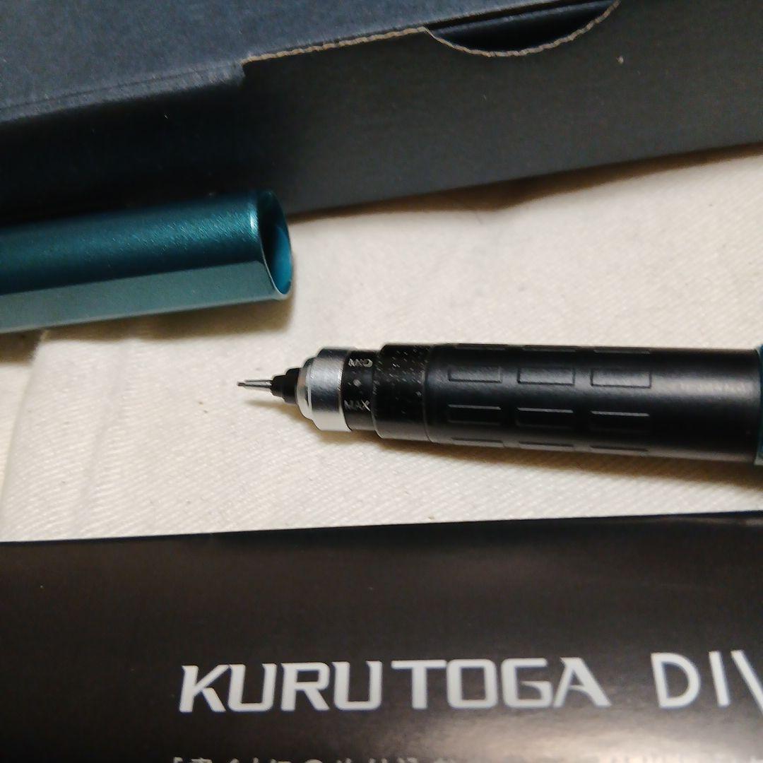 KURUTOGA DIVE クルトガダイブデンスグリーン