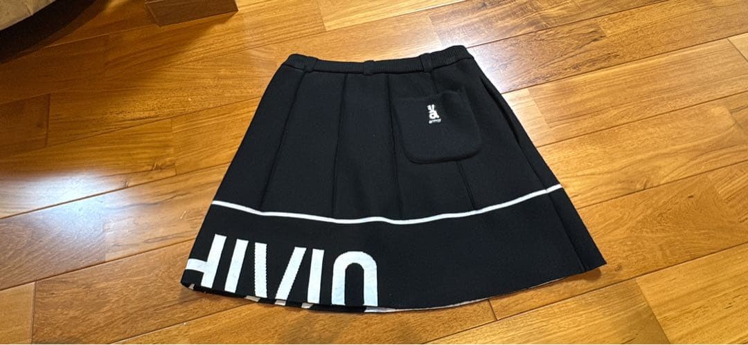 明日まで最終お値下げ！アルチビオシンプルスカート
