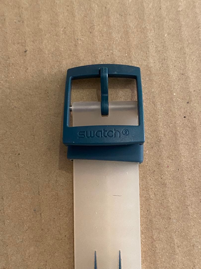 時計 swatch VOILE BLANCHE suuk402 scuba