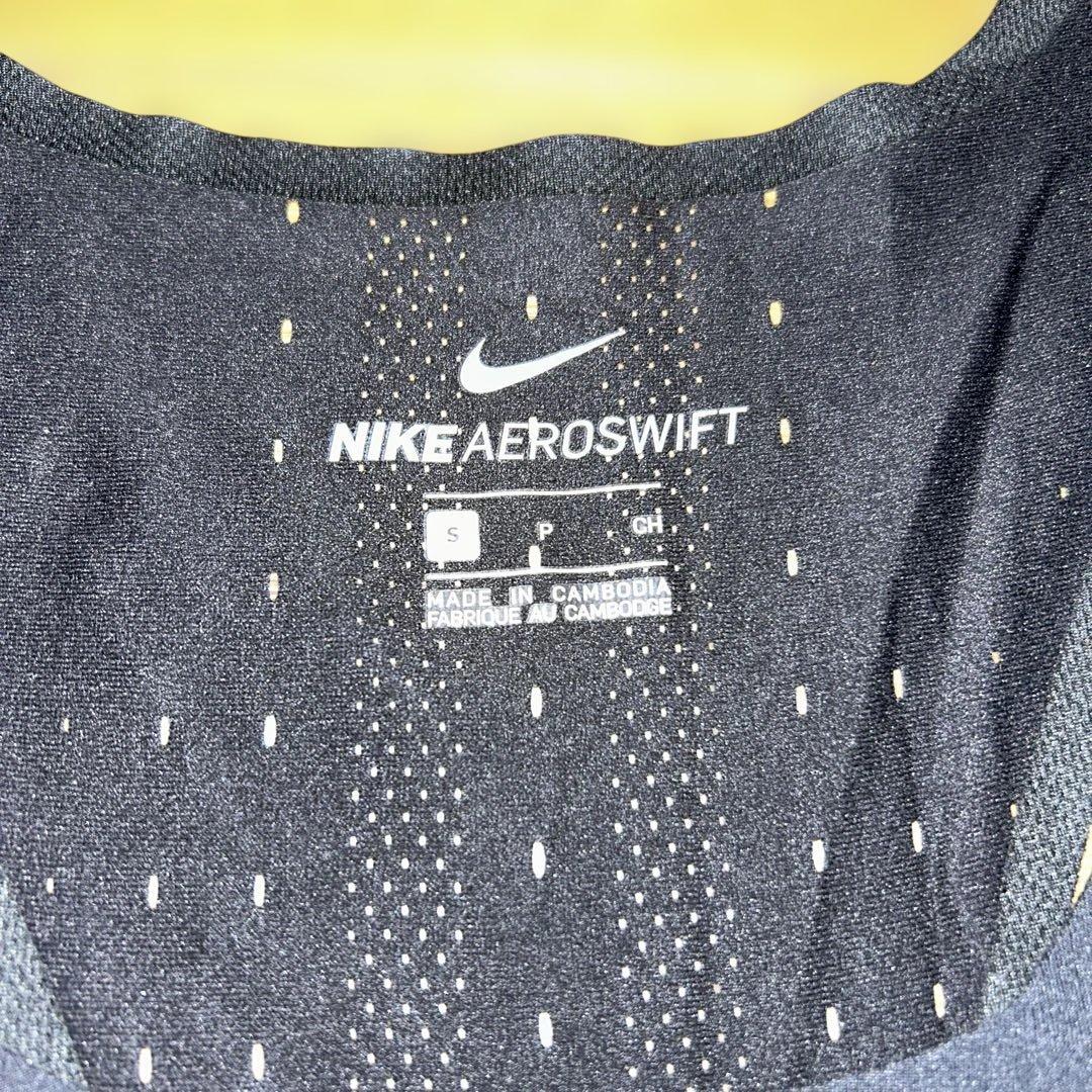 NIKE AEROSWIFT　SINGLET タンクトップ　Sサイズ