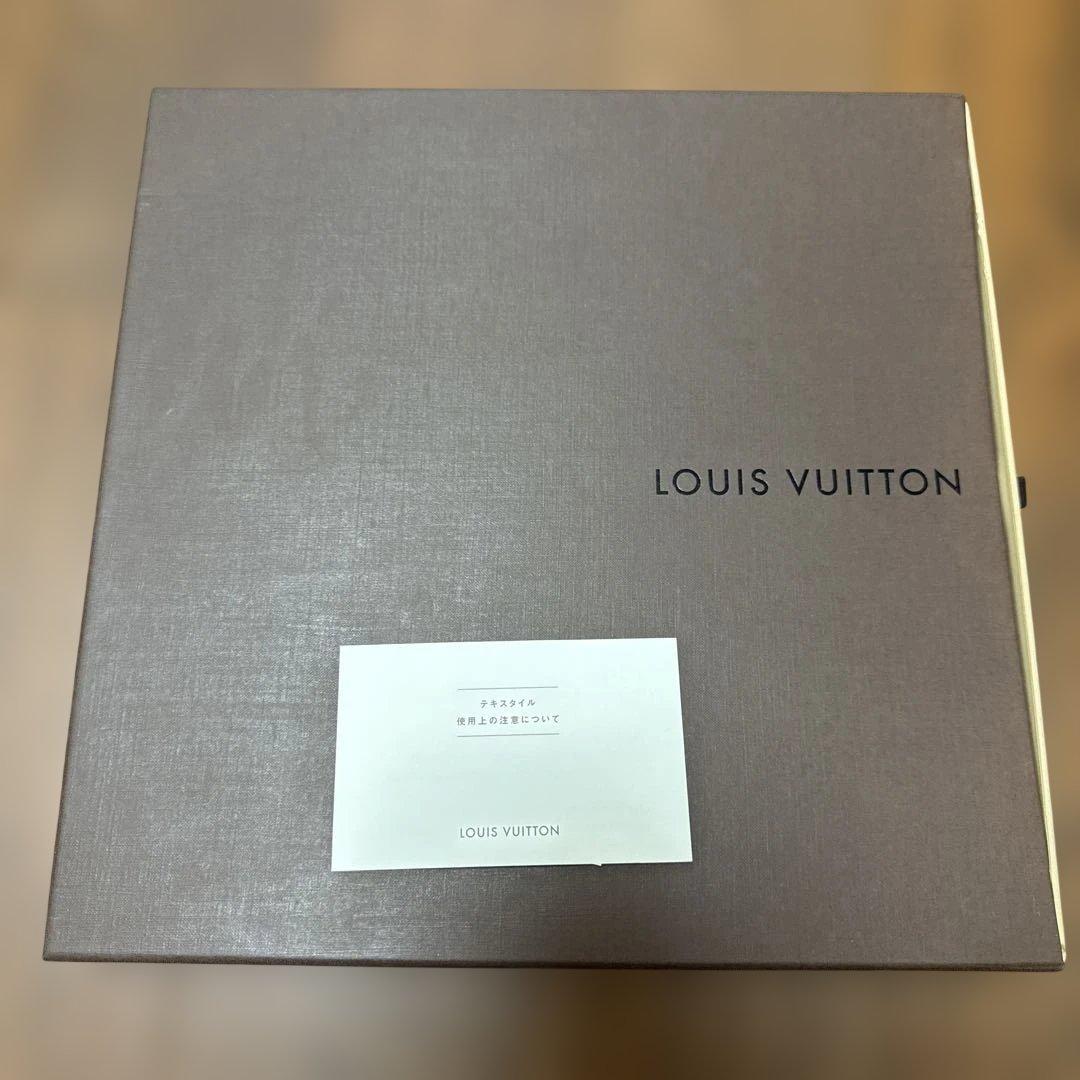 ルイヴィトン　Louis Vuitton マルチ　モノグラム　スカーフ　美品