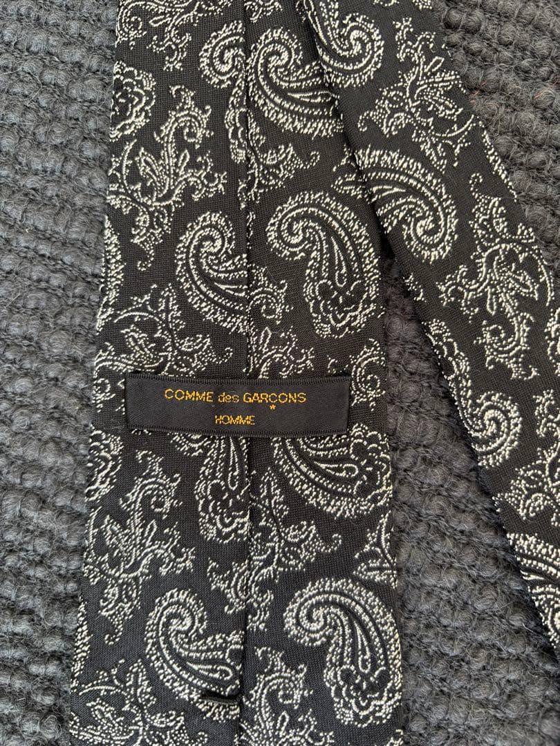 【美品！COMME des GARÇONS ペイズリー柄ネクタイ】