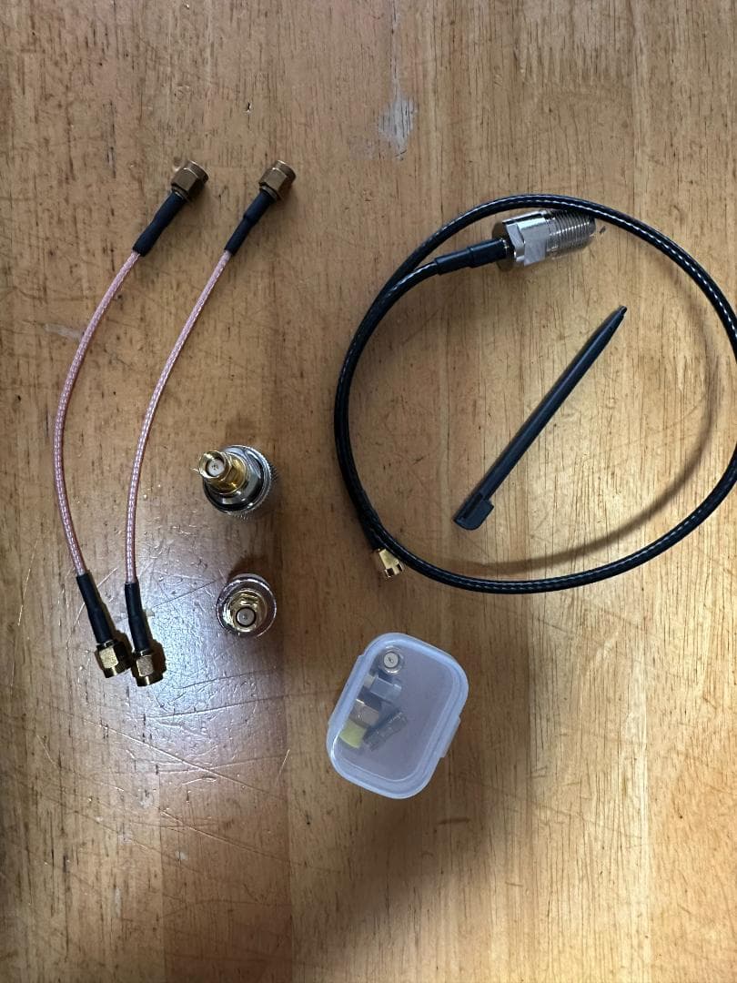 NanoVNA-H4 　RF測定器