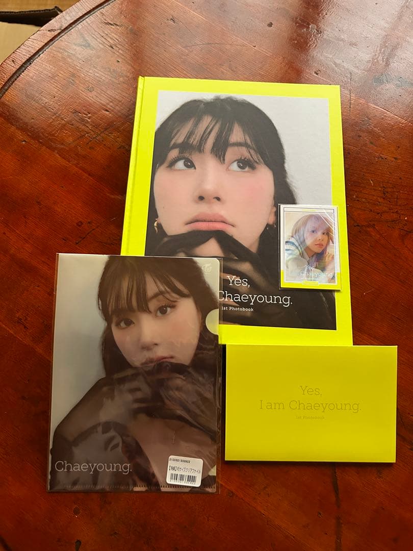 TWICE チェヨンYes, I am Chaeyoung. 写真集 2冊セット