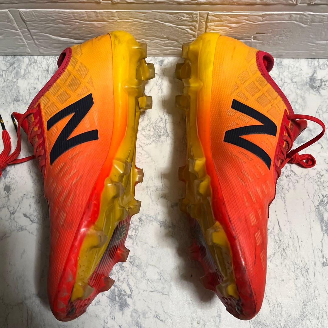 ニューバランス　FURON V4 FG サッカーシューズ　スパイク