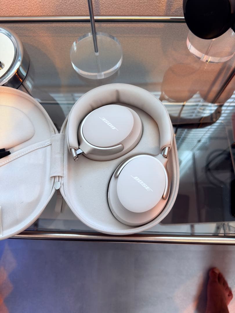 Bose QuietComfort UltraHeadphoneホワイトスモーク