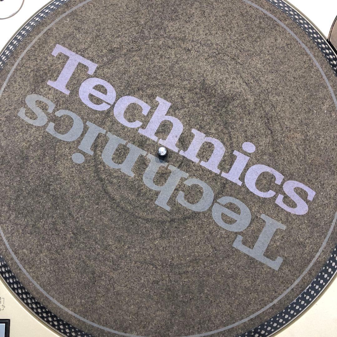 Technics ターンテーブル SL 1200MK3D 電源入りました