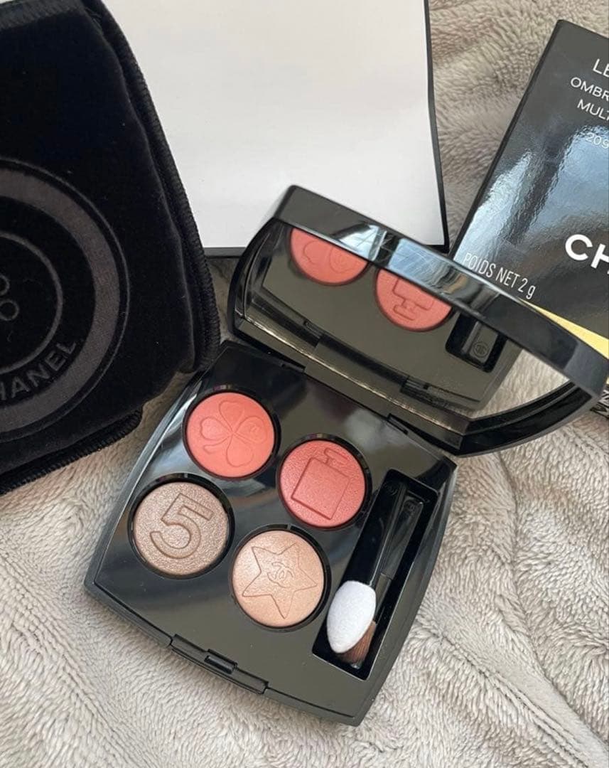 CHANEL LES 4 OMBRES アイシャドウパレット