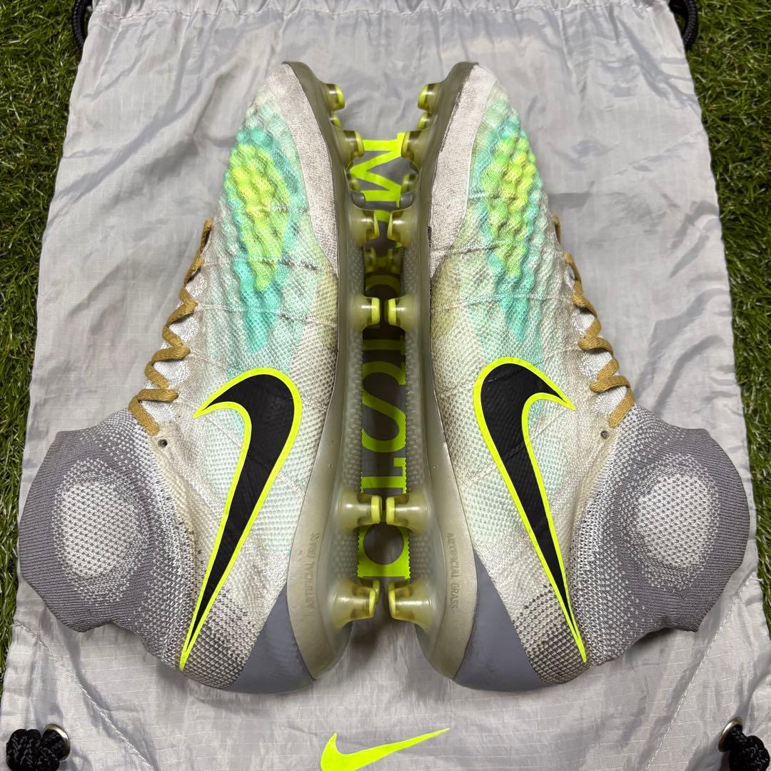NIKE Magista Obra Ⅱ AG-PRO 26.5cm