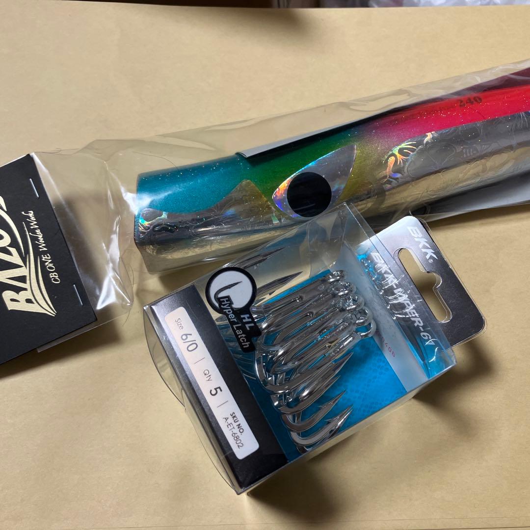 新品　バズー240 ハイビスカス　BKK バイパー61 6/0