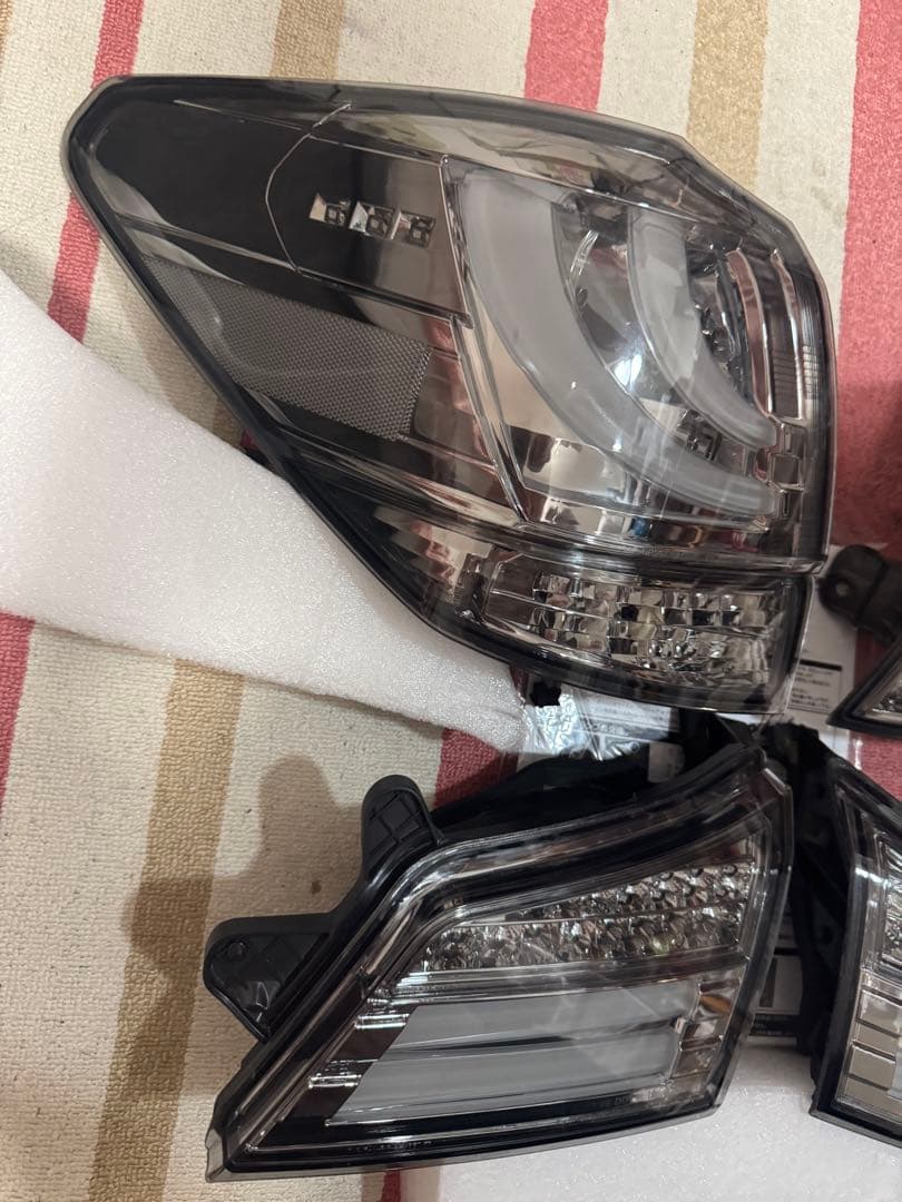 希少 レガシィ BR クリアワールド テールランプ テール