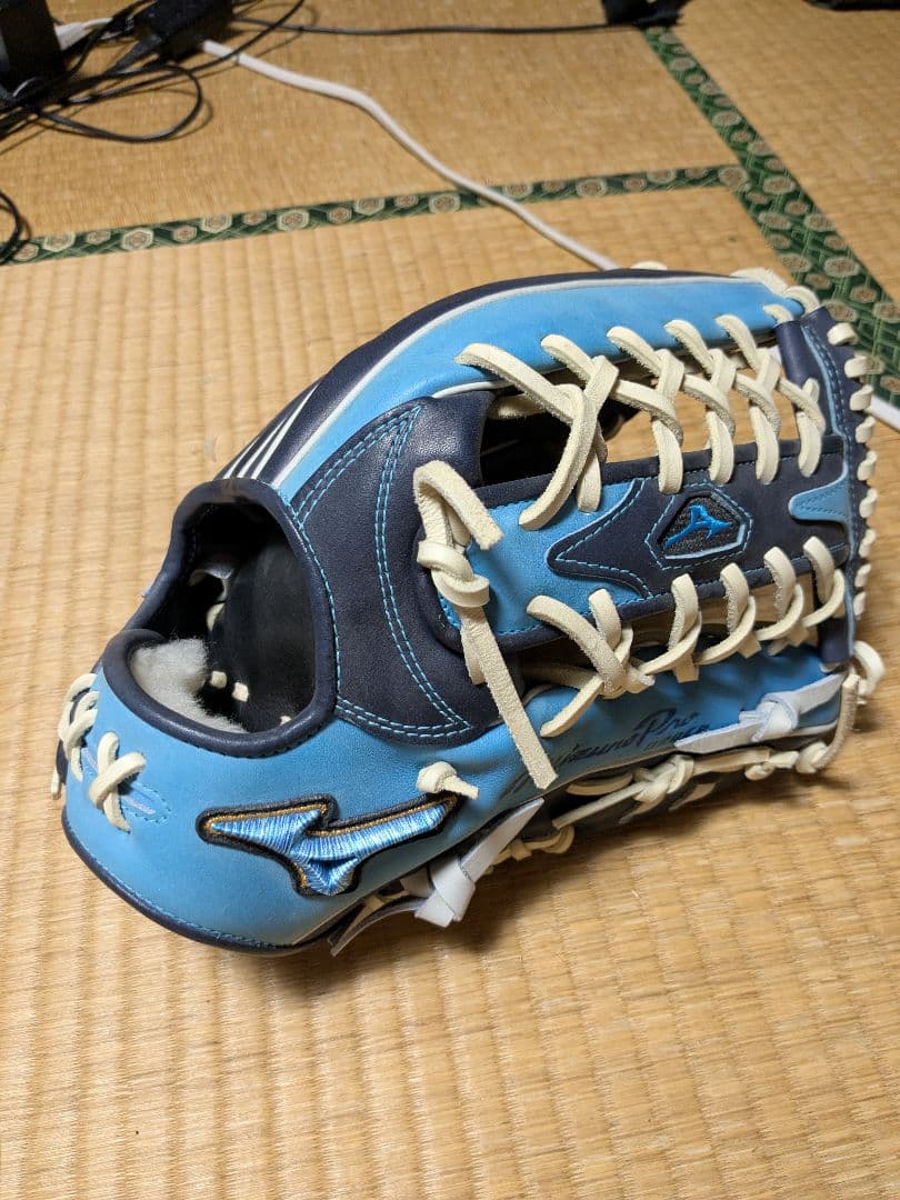 ミズノプロ　軟式用オーダーグラブ　外野手用　ダイバーシティブルー