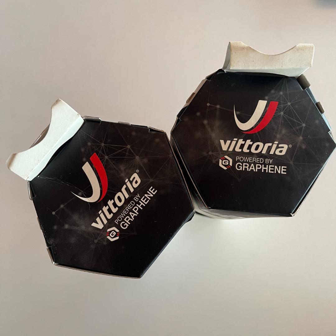 Vittoria Corsa Graphene 2.0 700x25C コルサ