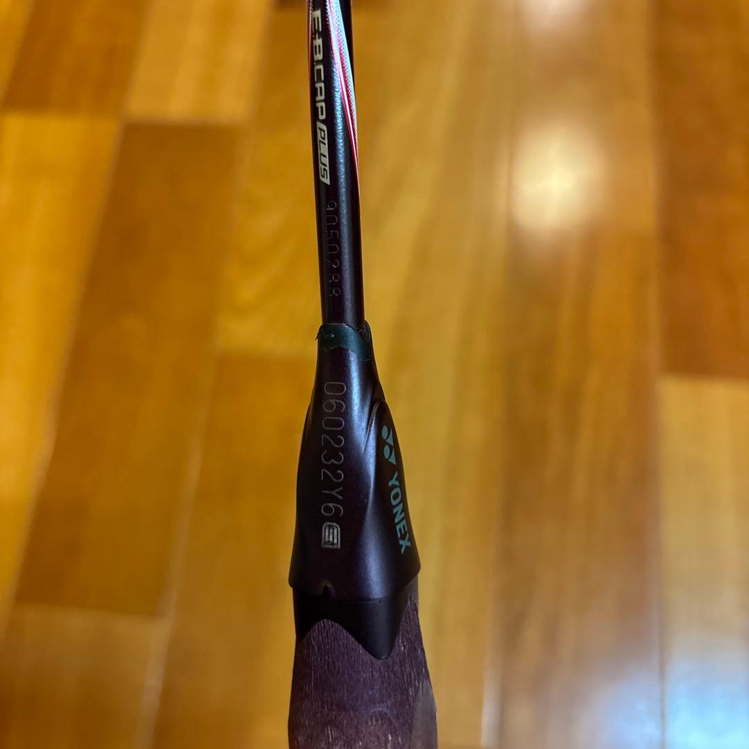YONEX ASTROX 100zzヒビと修理後あり バドミントンラケット