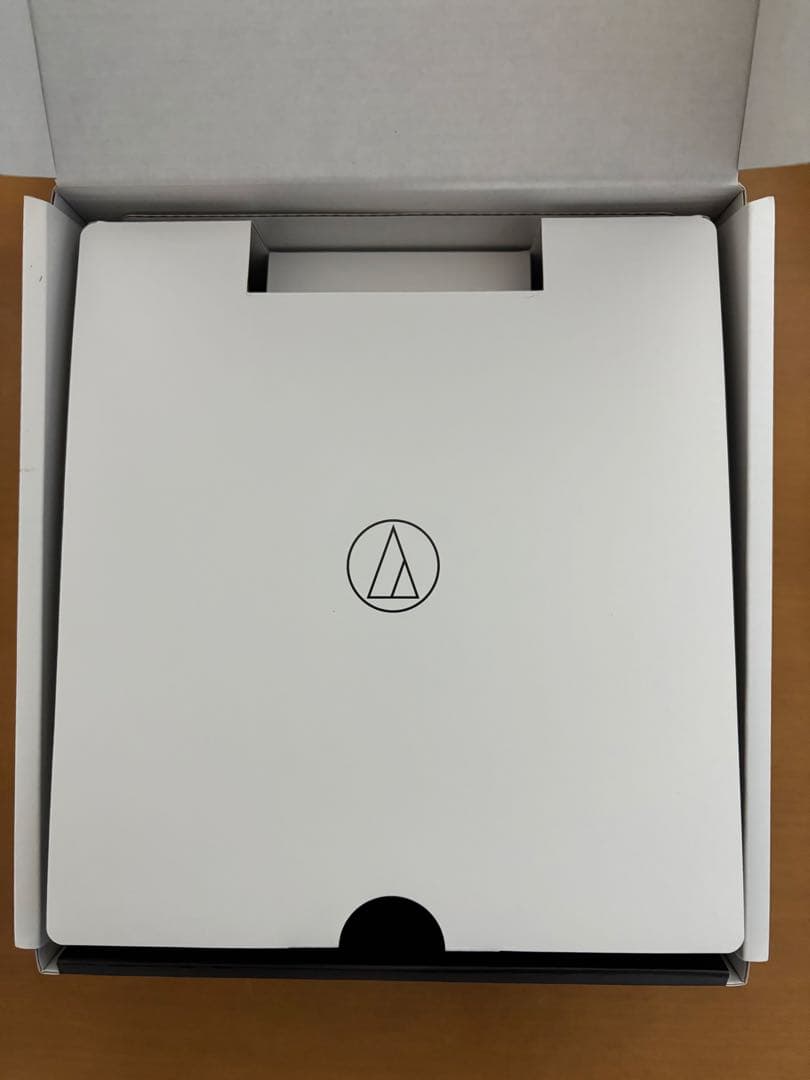 オーディオテクニカ ATH₋M20x WH プロフェッショナルモニターヘッドホン